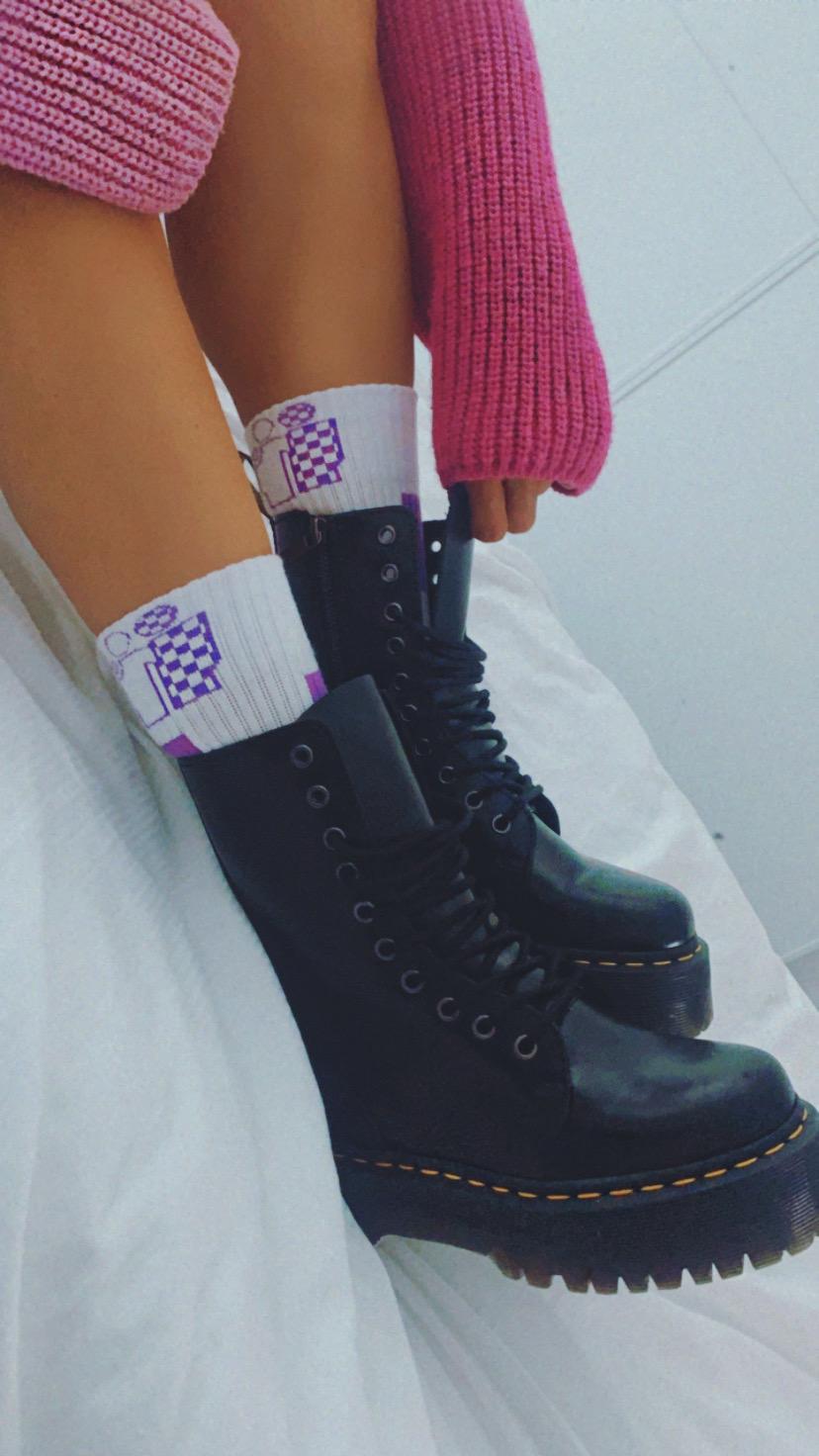 Checkmate Socks 1.4